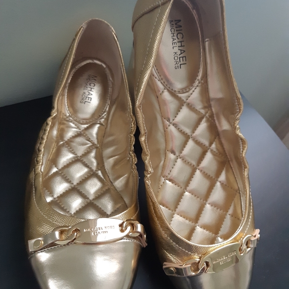 Michael Kors flats - Picture 2 of 6